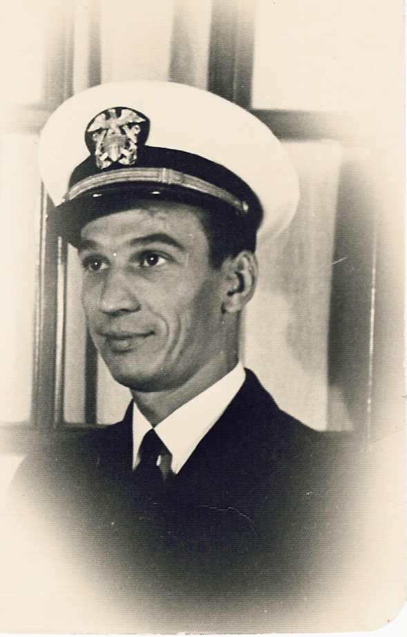 NavyDad.jpg (43207 bytes)